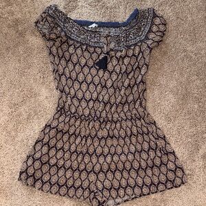 American Eagle Outfitters Blue and Cream Printed Top